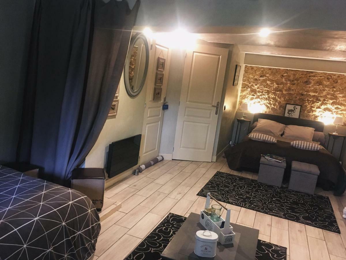 Le Clos Manceau Bed & Breakfast Le Mans Eksteriør bilde