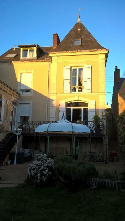 Le Clos Manceau Bed & Breakfast Le Mans Eksteriør bilde