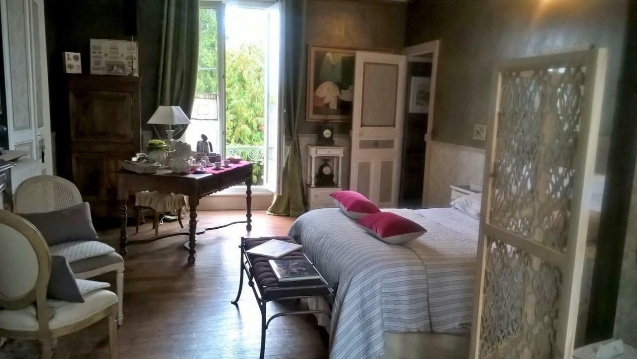 Le Clos Manceau Bed & Breakfast Le Mans Eksteriør bilde