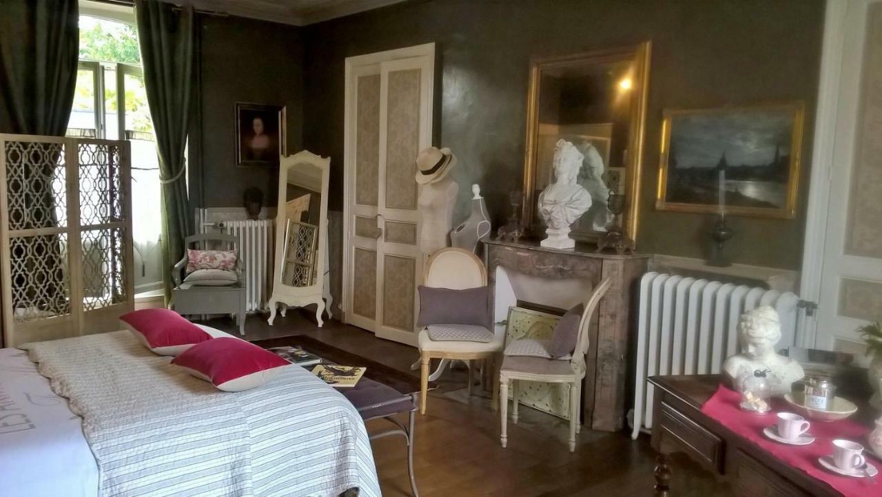 Le Clos Manceau Bed & Breakfast Le Mans Eksteriør bilde
