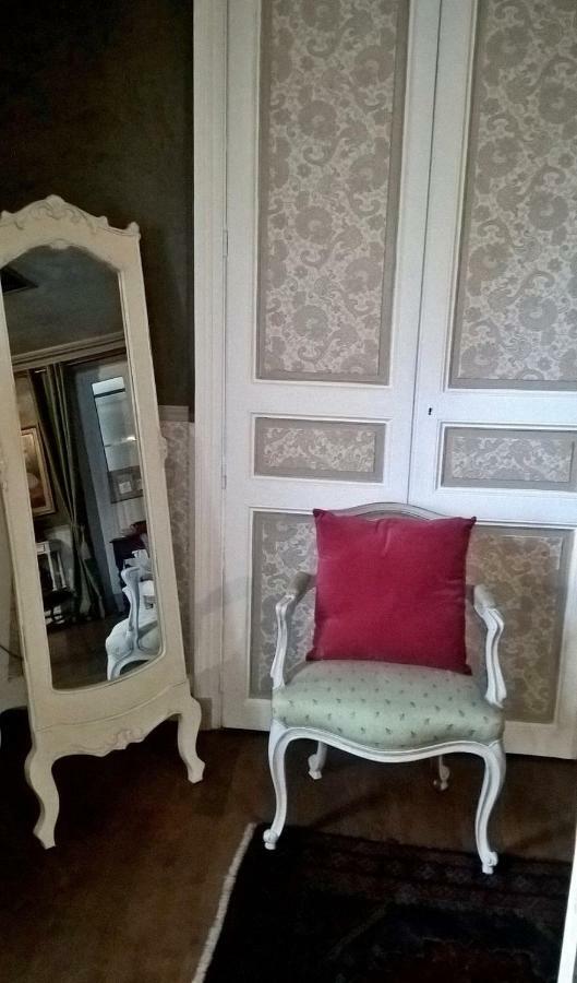 Le Clos Manceau Bed & Breakfast Le Mans Eksteriør bilde