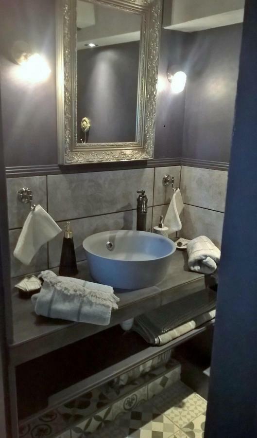 Le Clos Manceau Bed & Breakfast Le Mans Eksteriør bilde